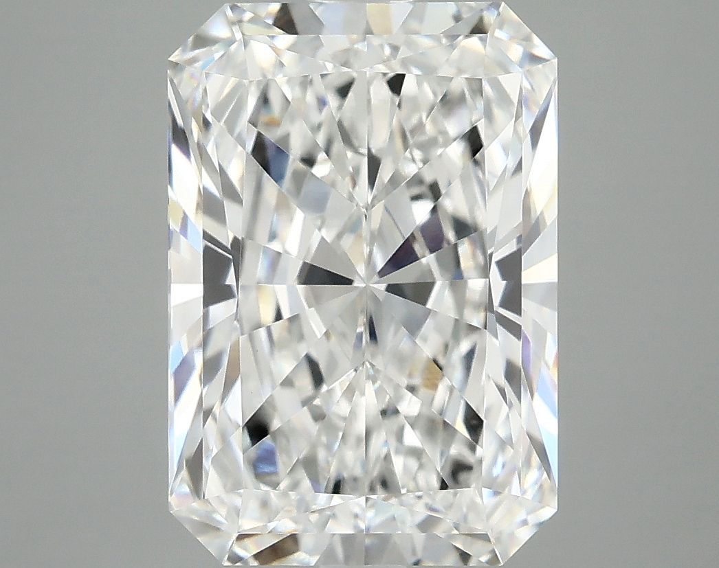 5.04 ct. radiant Lab Grown Diamond front image