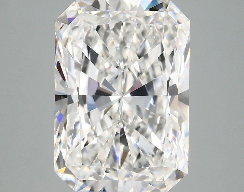 4.05 ct. radiant Lab Grown Diamond front image