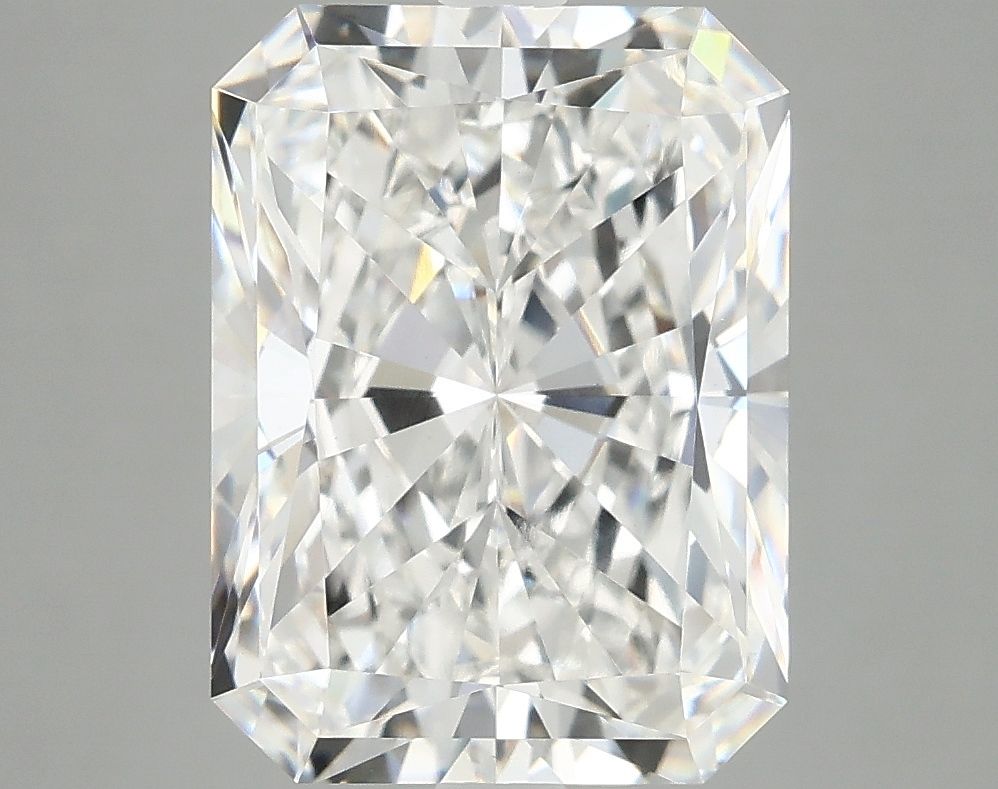 5.09 ct. radiant Lab Grown Diamond front image