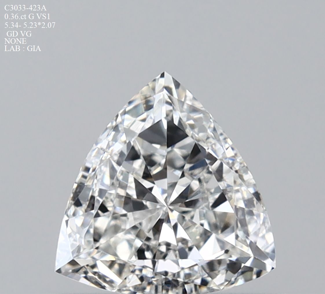 0.36 ct Triangular Diamond