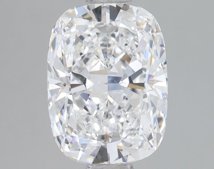 1.52 ct lab-grown Cushion modified Diamond