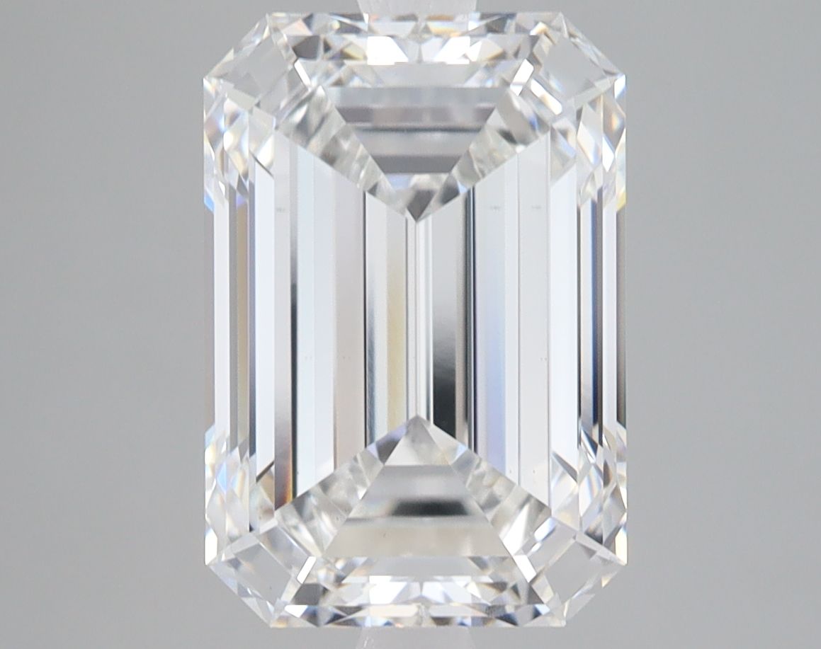 4.07 ct. emerald Lab Grown Diamond front image