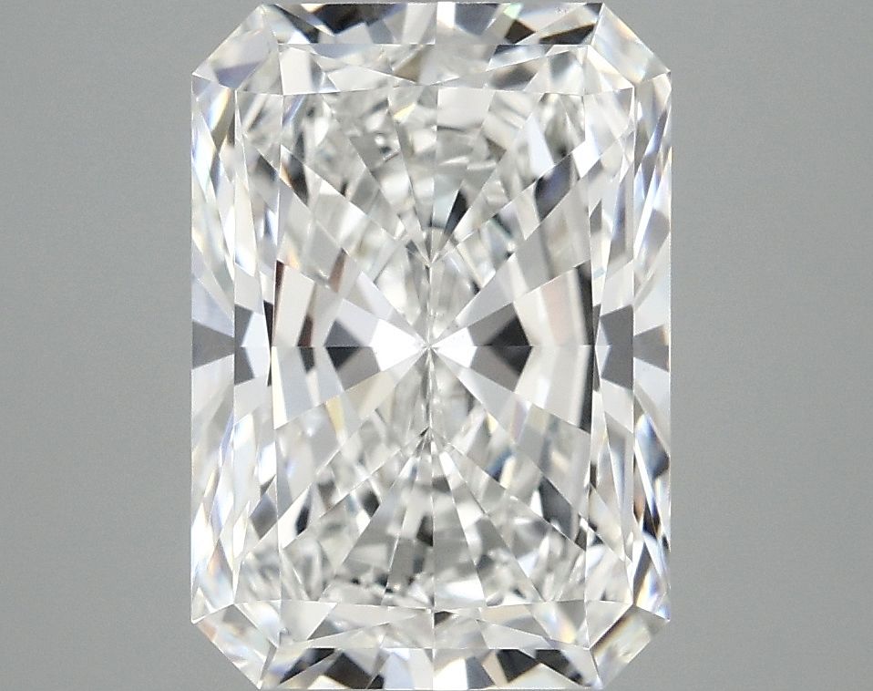 3.94 ct. radiant Lab Grown Diamond front image