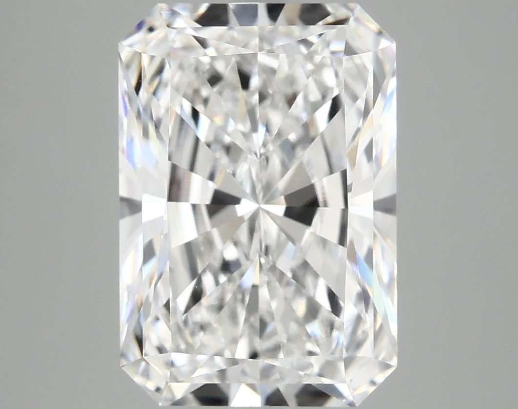 4.90 ct. radiant Lab Grown Diamond front image
