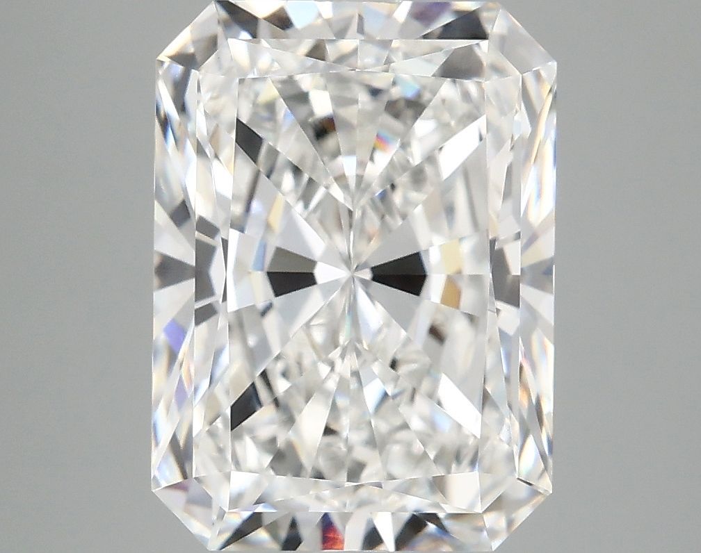 4.99 ct. radiant Lab Grown Diamond front image