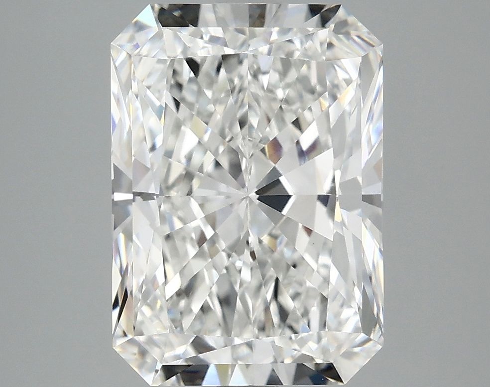 4.19 ct. radiant Lab Grown Diamond front image