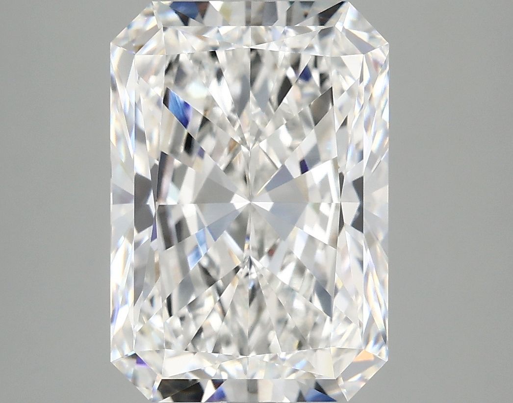 4.98 ct. radiant Lab Grown Diamond front image