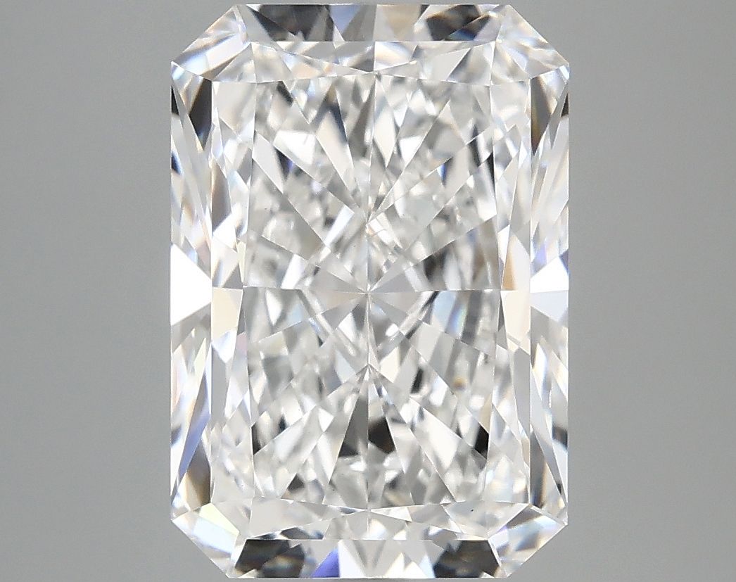 4.57 ct. radiant Lab Grown Diamond front image