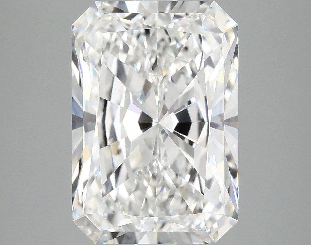 4.97 ct. radiant Lab Grown Diamond front image
