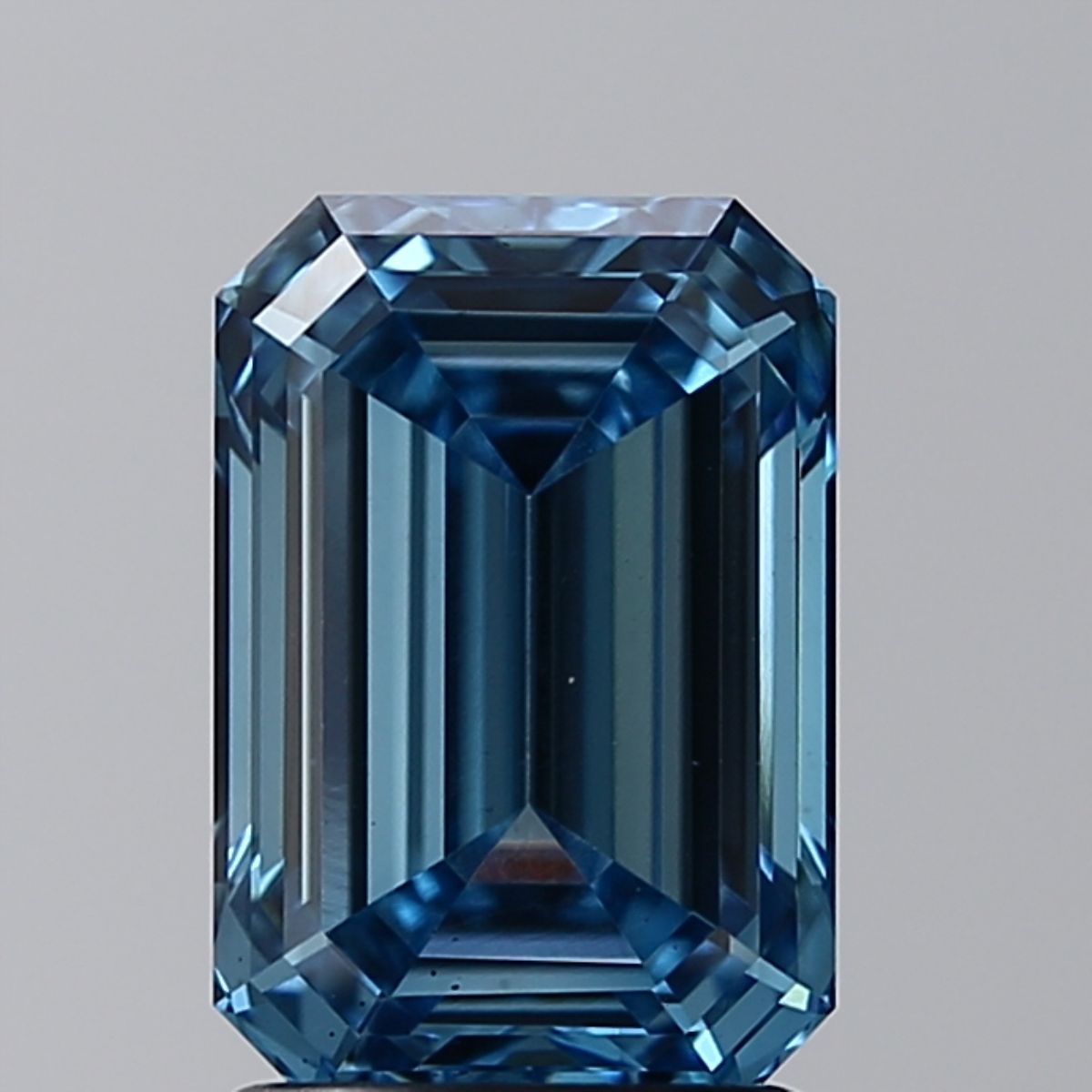 2.04 ct. emerald Lab Grown Diamond front image