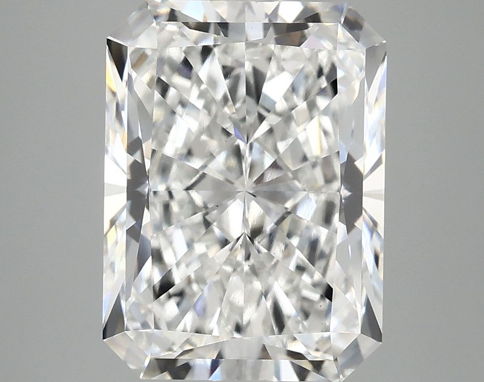4.83 ct. radiant Lab Grown Diamond front image