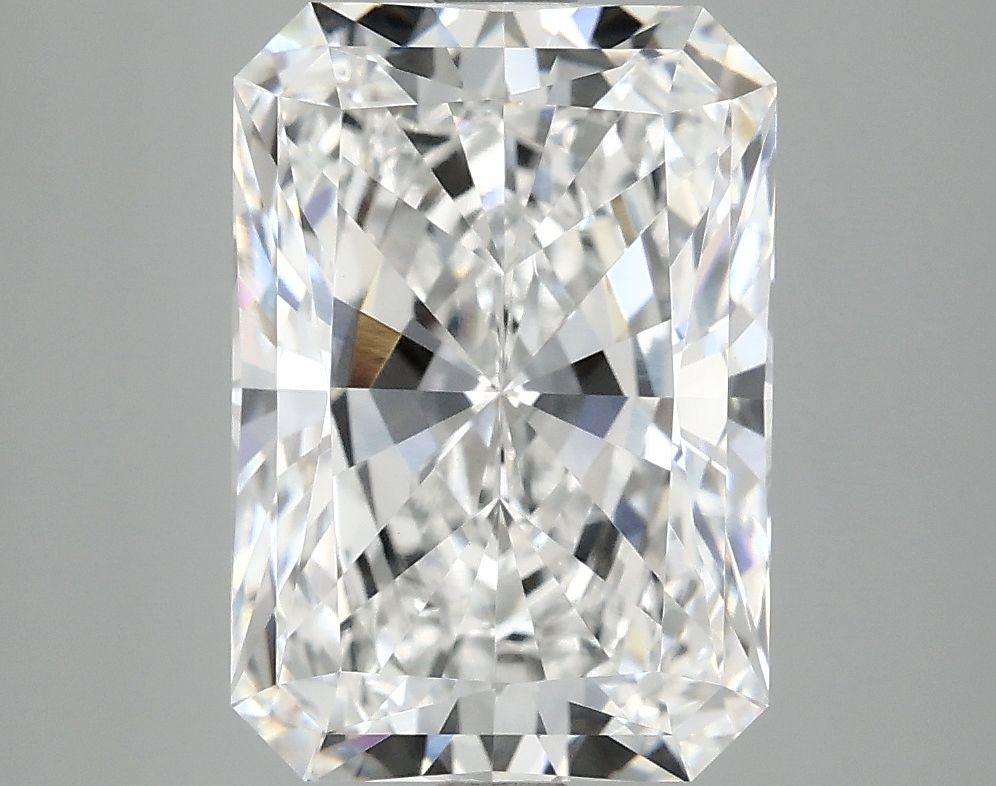4.05 ct. radiant Lab Grown Diamond front image