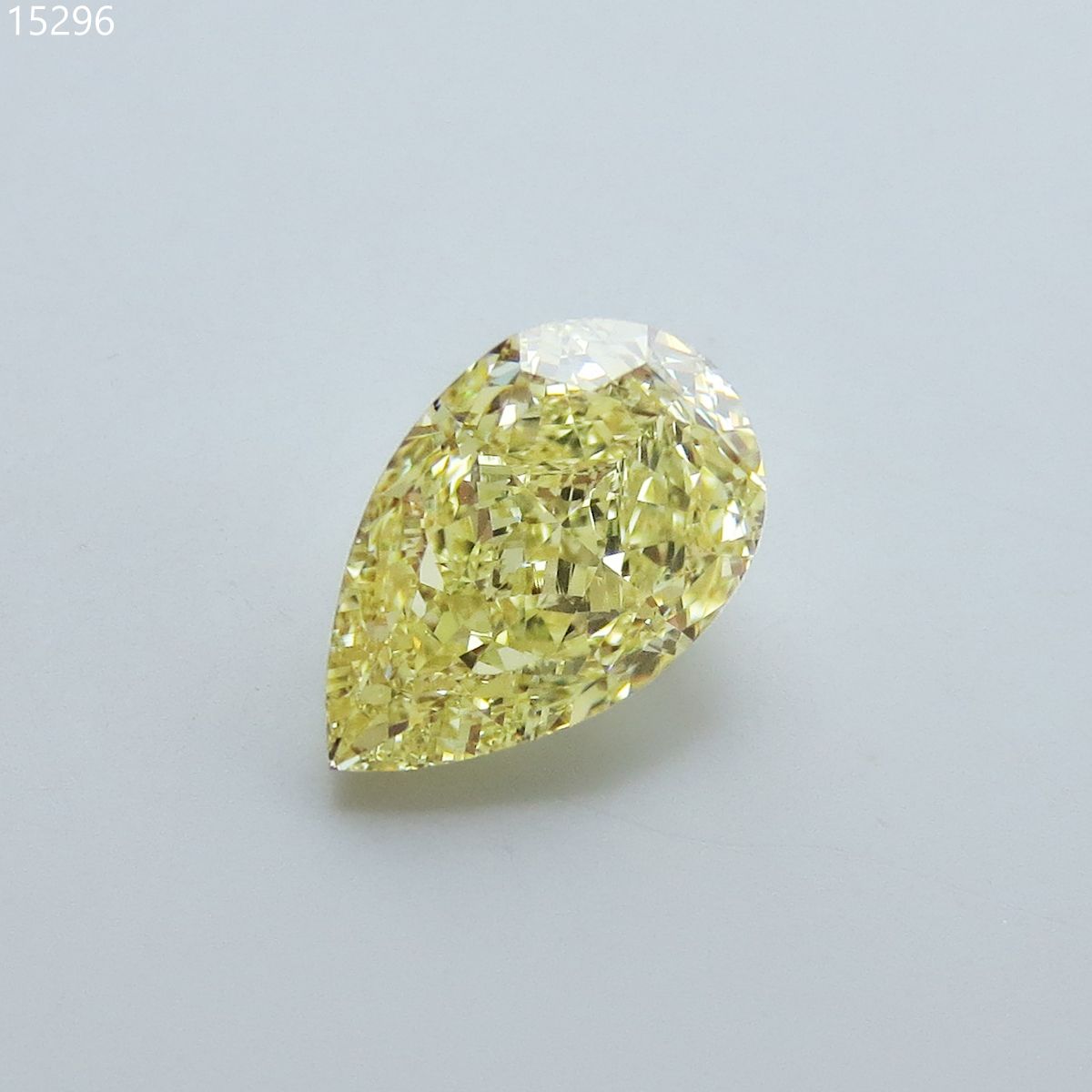 3.01 ct Pear diamond