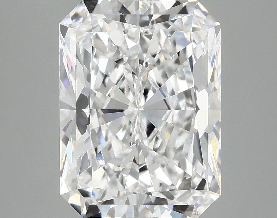 3.98 ct. radiant Lab Grown Diamond front image