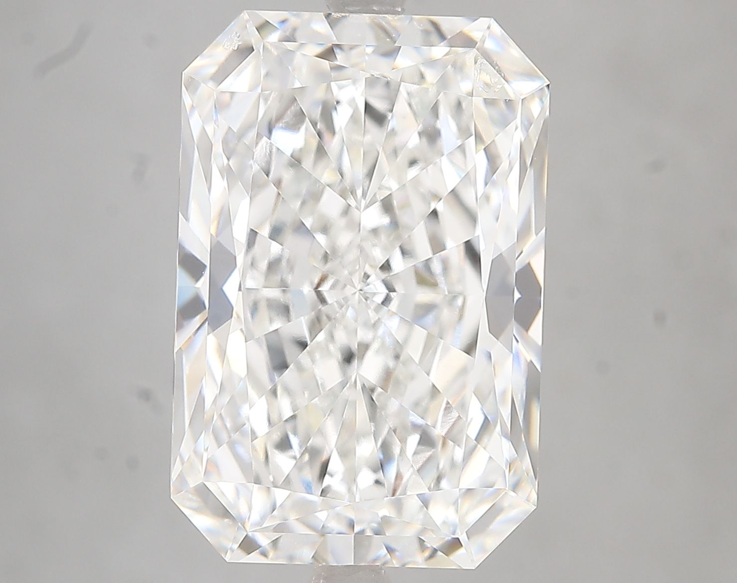 5.08 ct. radiant Lab Grown Diamond front image