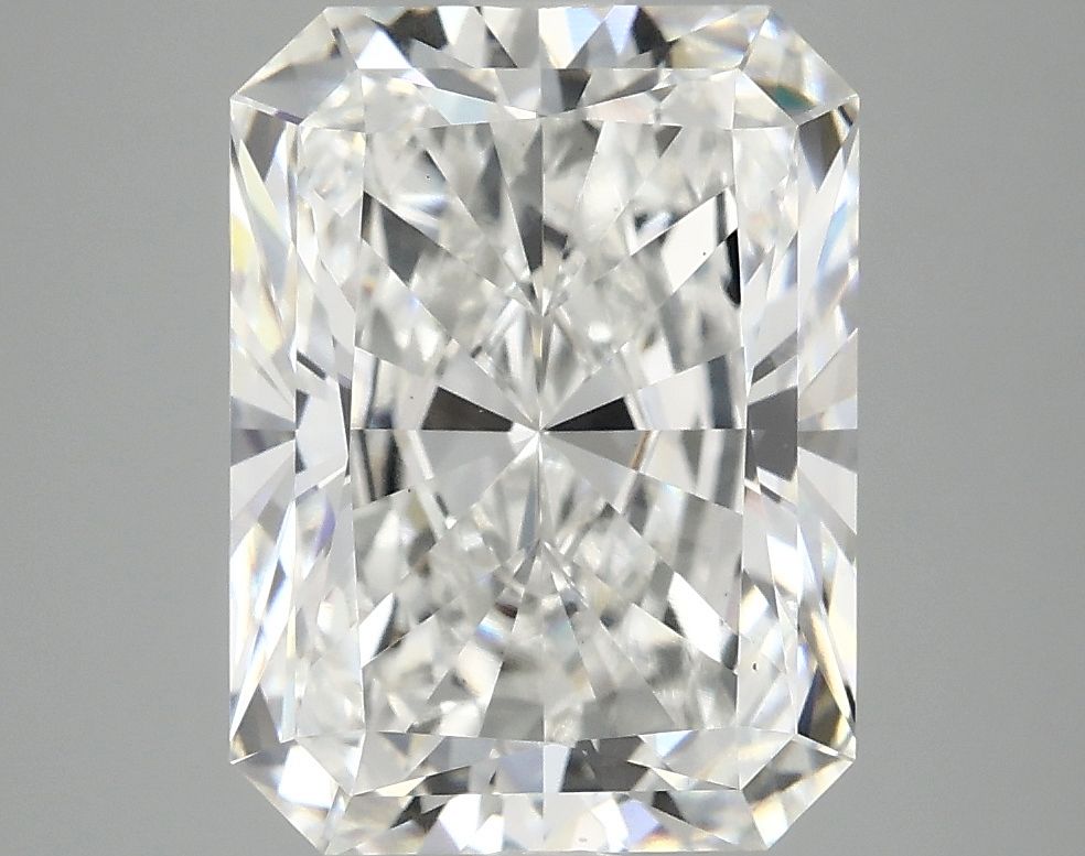 4.84 ct. radiant Lab Grown Diamond front image