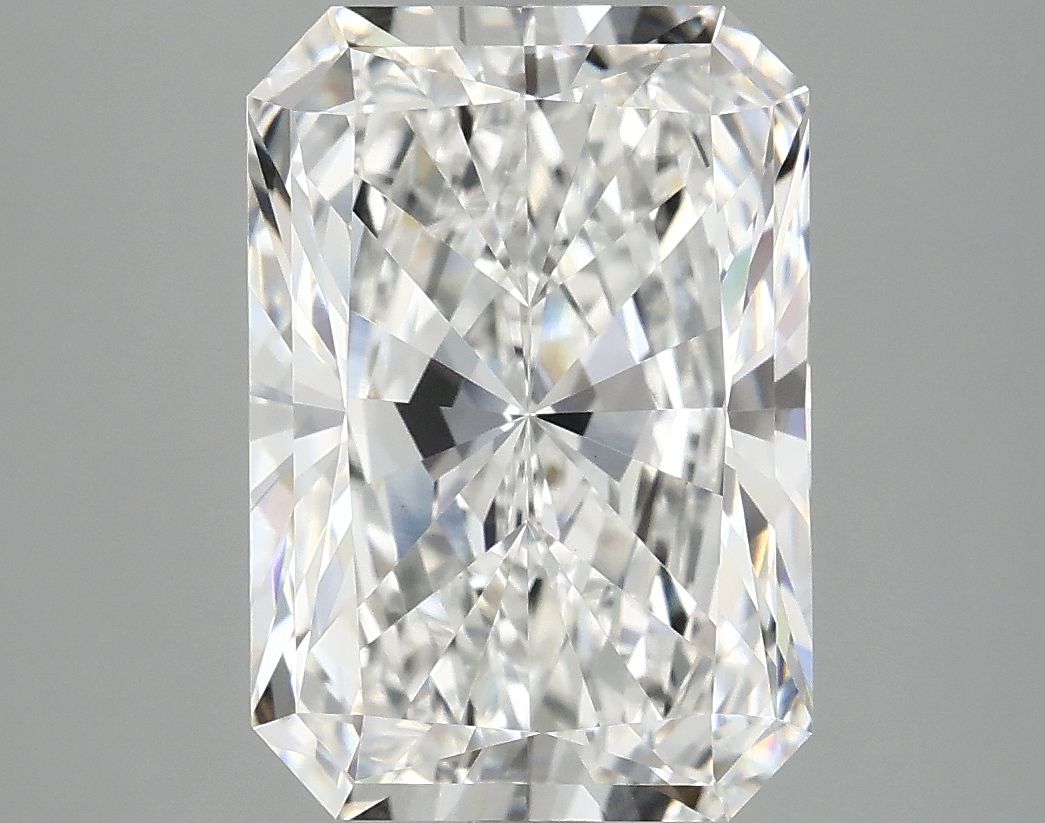 4.99 ct. radiant Lab Grown Diamond front image