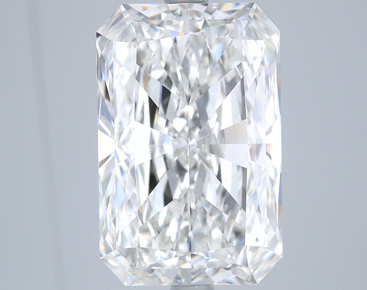 7.07 ct. radiant Lab Grown Diamond front image