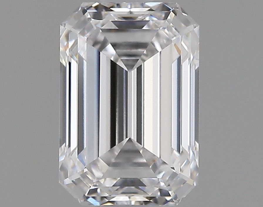1.08 ct. emerald Lab Grown Diamond front image