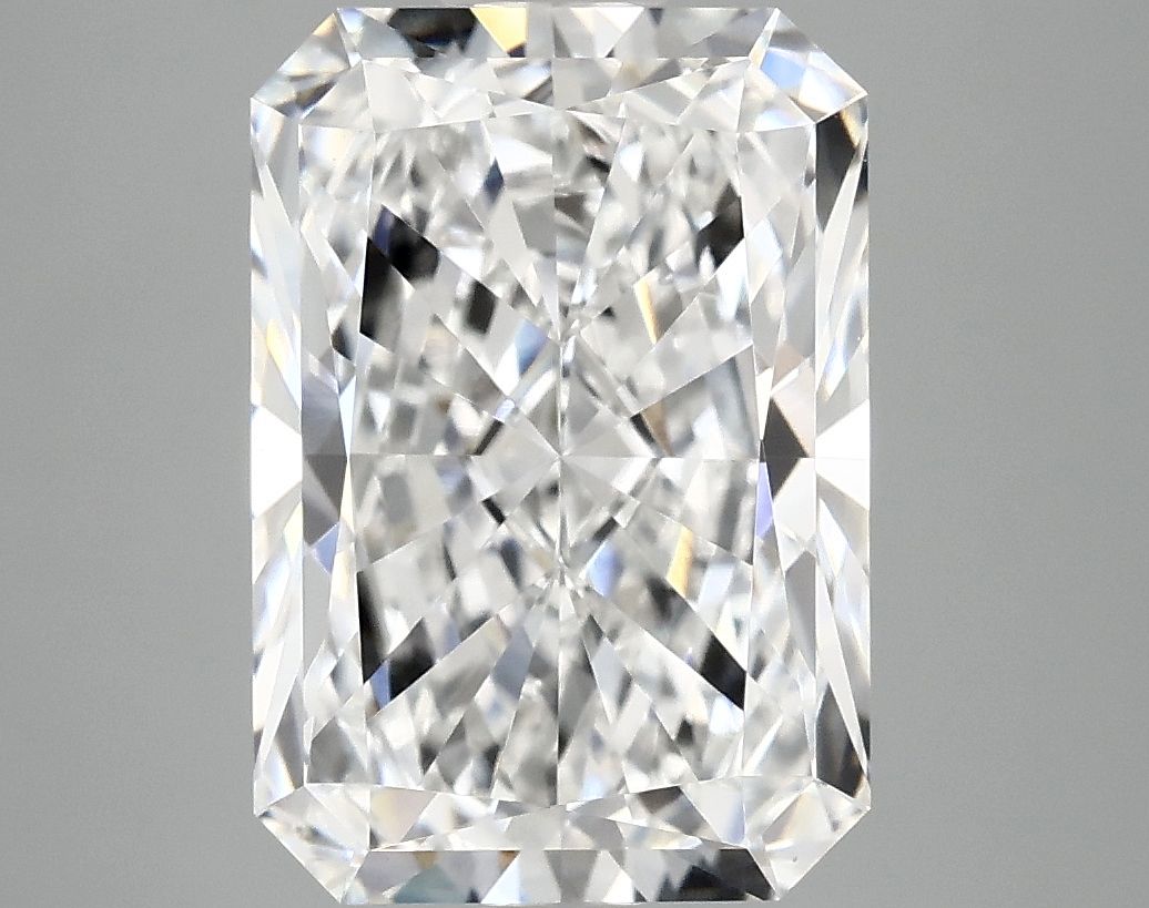 4.98 ct. radiant Lab Grown Diamond front image