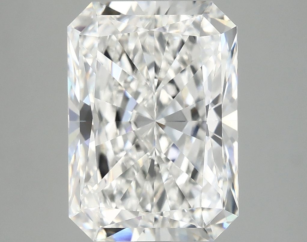 4.99 ct. radiant Lab Grown Diamond front image