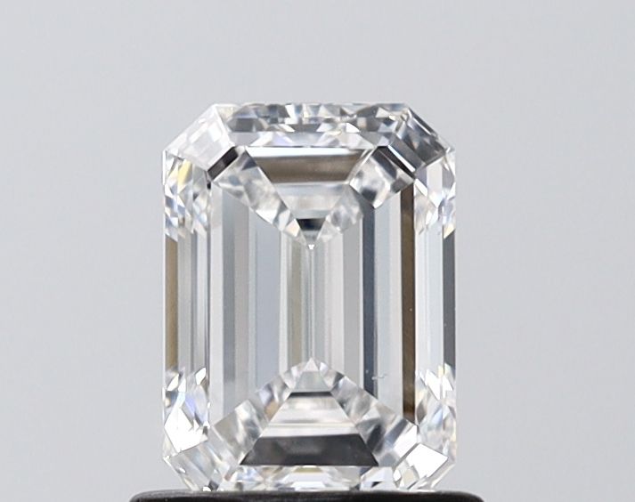1.01 ct. emerald Lab Grown Diamond front image