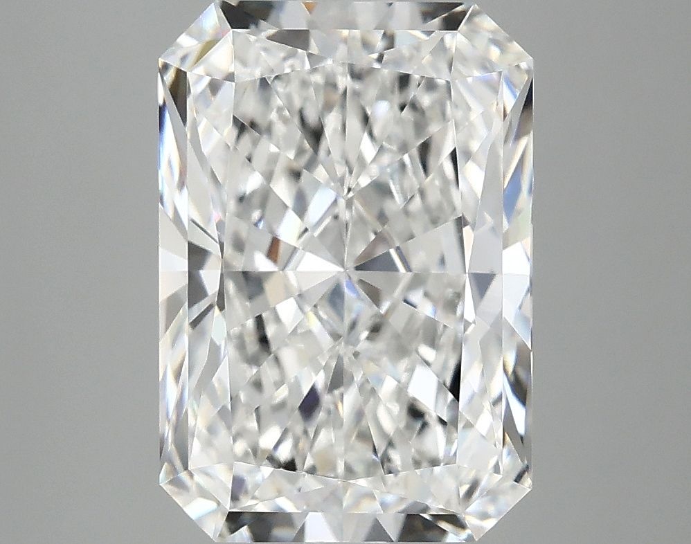 4.10 ct. radiant Lab Grown Diamond front image