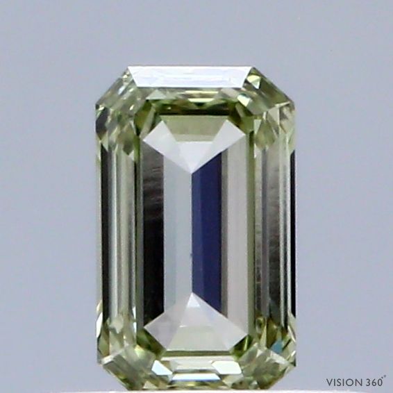 0.43 ct Emerald diamond