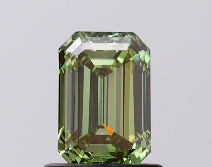1.02 ct. emerald Lab Grown Diamond front image