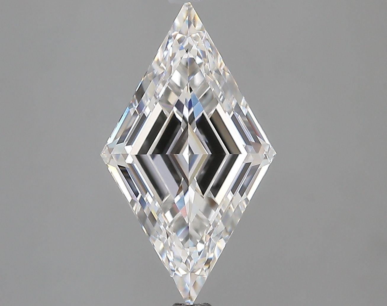 3.07 ct lab-grown Lozenge Diamond