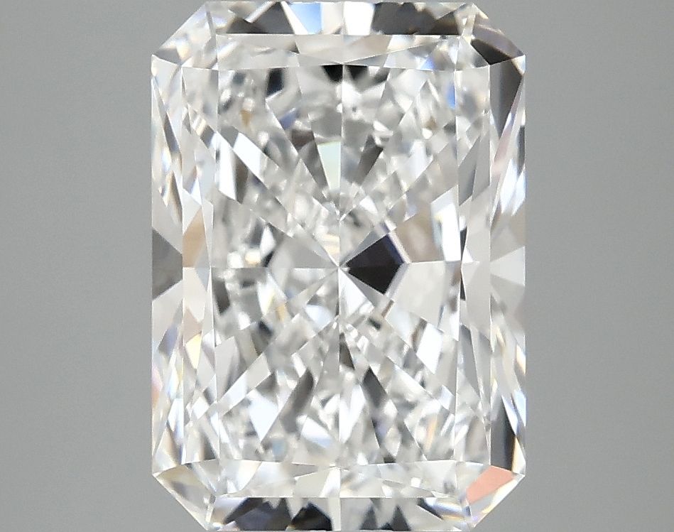 3.94 ct. radiant Lab Grown Diamond front image