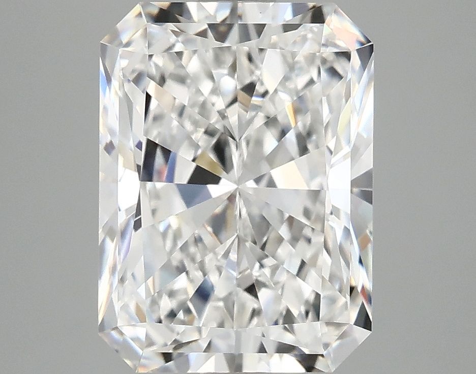 3.87 ct. radiant Lab Grown Diamond front image