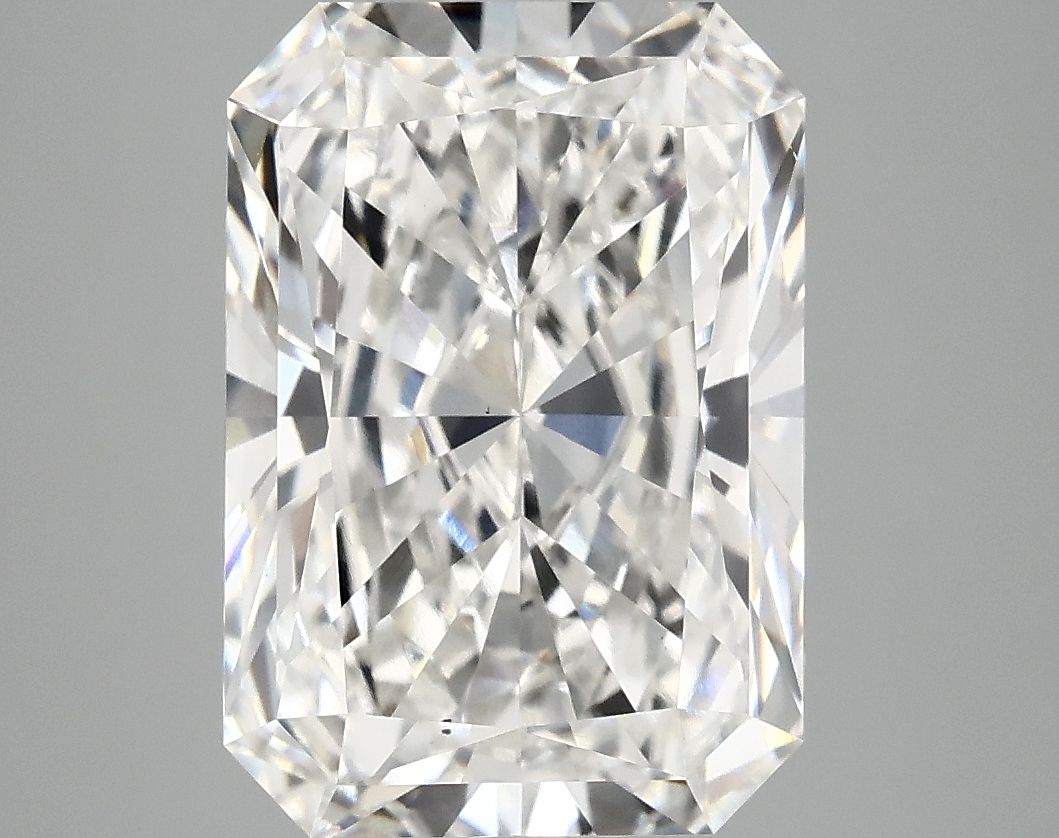 5.04 ct. radiant Lab Grown Diamond front image
