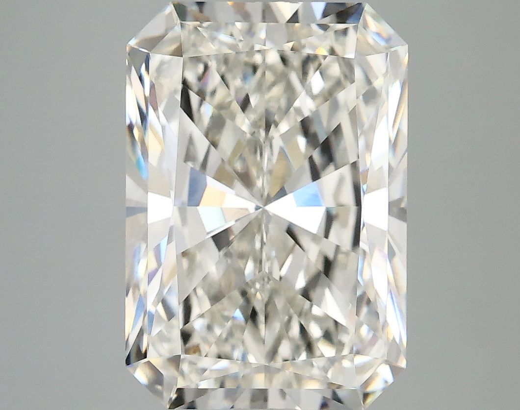 5.07 ct. radiant Lab Grown Diamond front image