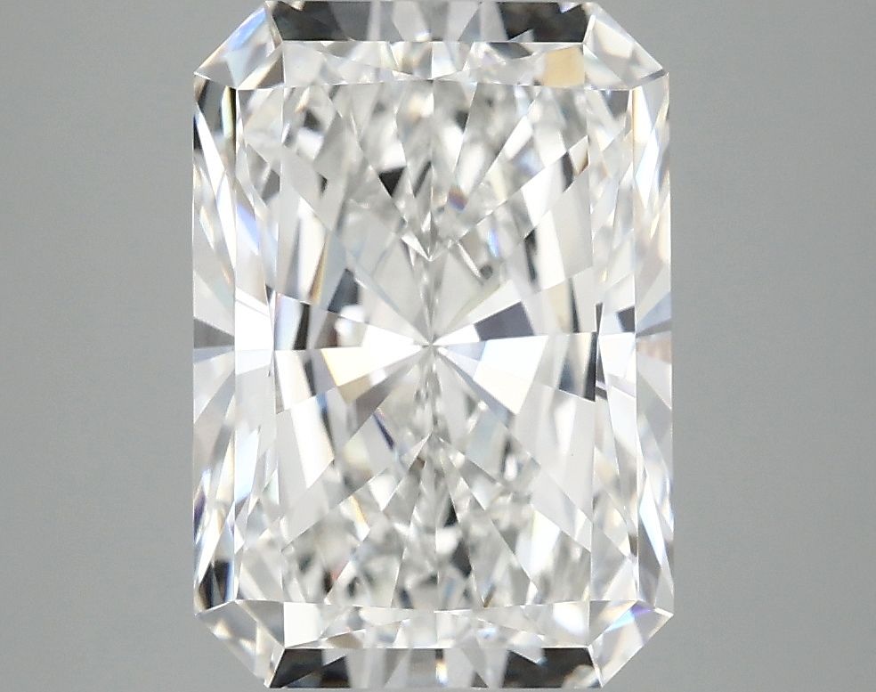3.90 ct. radiant Lab Grown Diamond front image