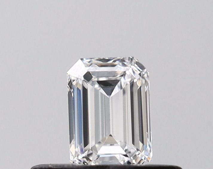 0.31 ct Emerald lab_grown_diamond