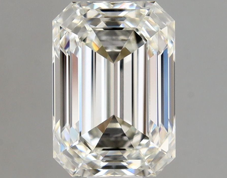 0.90 ct Emerald diamond