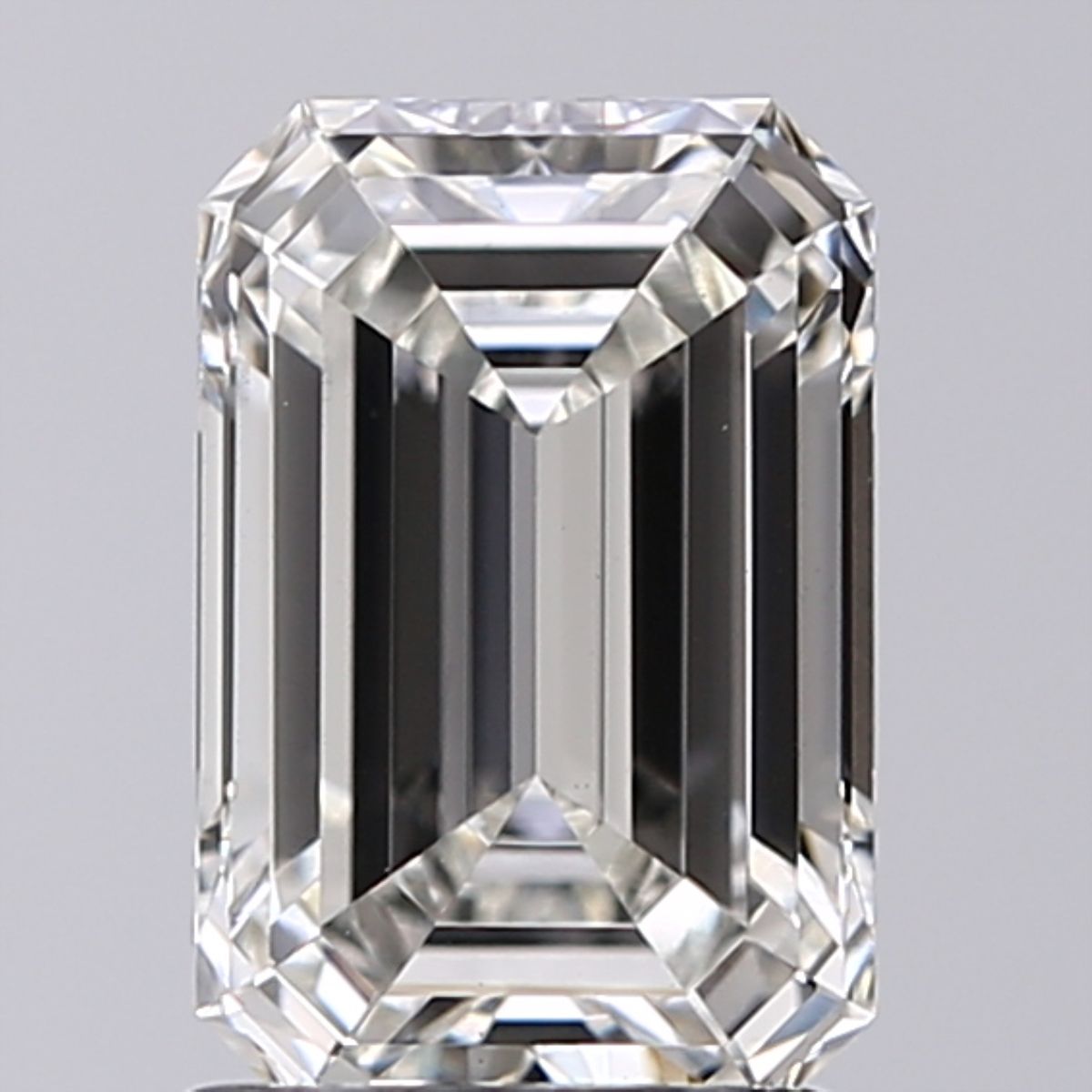 1.64 ct. emerald Lab Grown Diamond front image