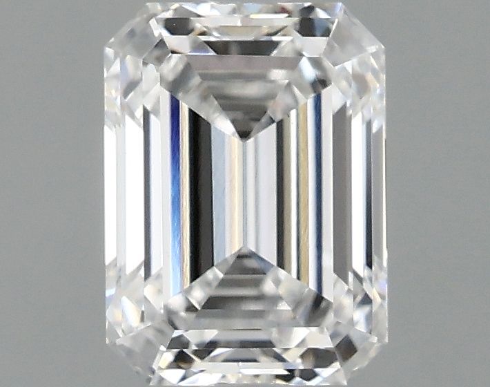 1.53 ct. emerald Lab Grown Diamond front image