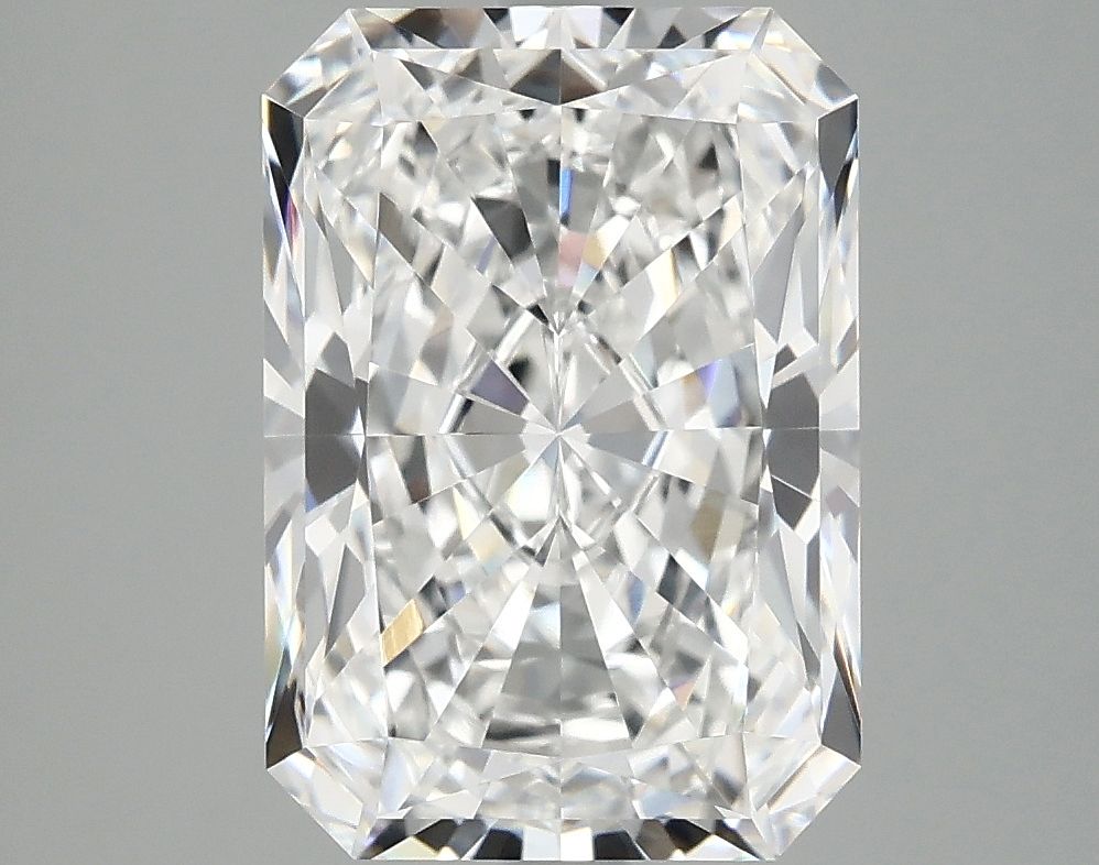 4.05 ct. radiant Lab Grown Diamond front image