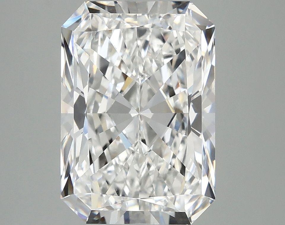 3.89 ct. radiant Lab Grown Diamond front image