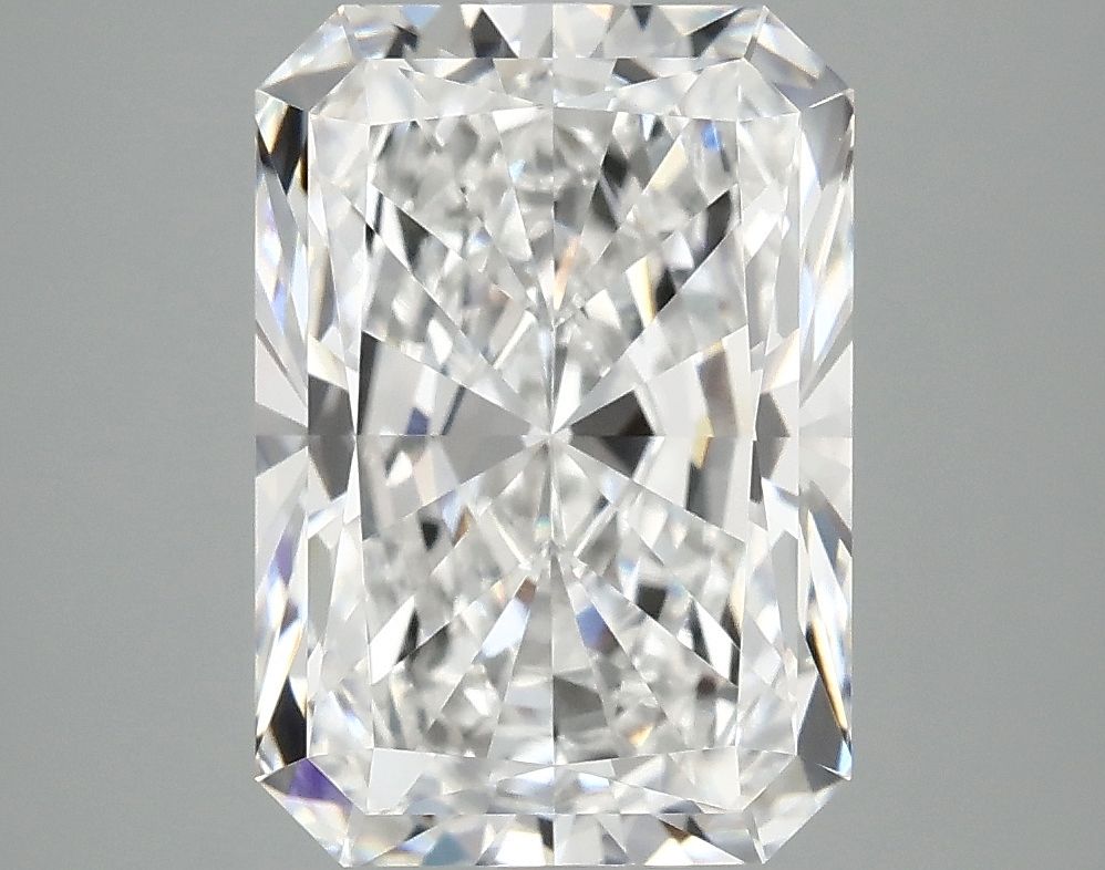 4.19 ct. radiant Lab Grown Diamond front image