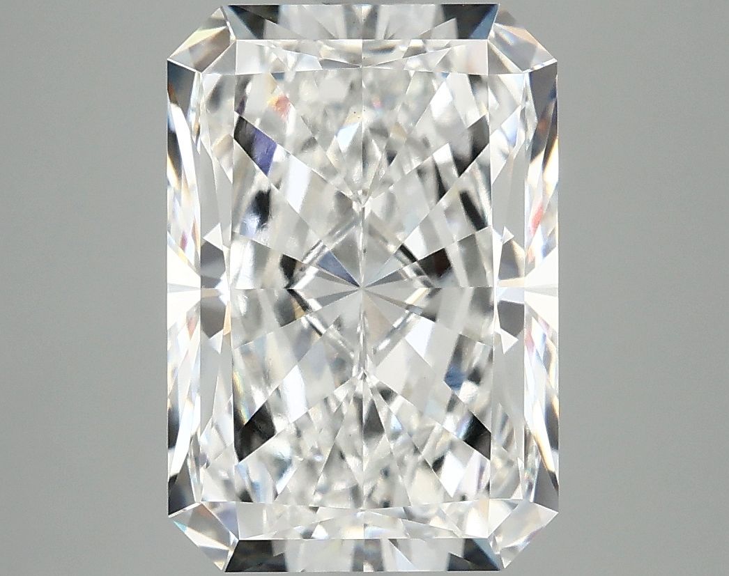 5.00 ct. radiant Lab Grown Diamond front image