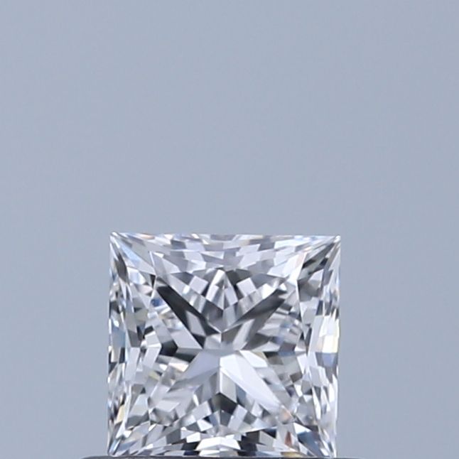 0.54 ct. princess Lab Grown Diamond front image