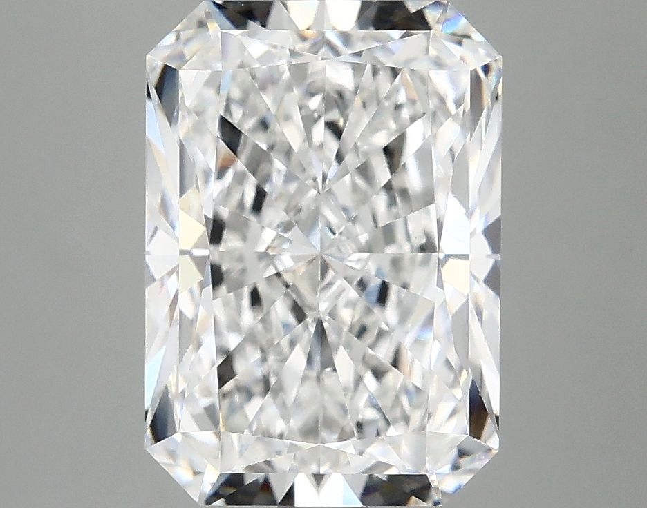 3.96 ct. radiant Lab Grown Diamond front image