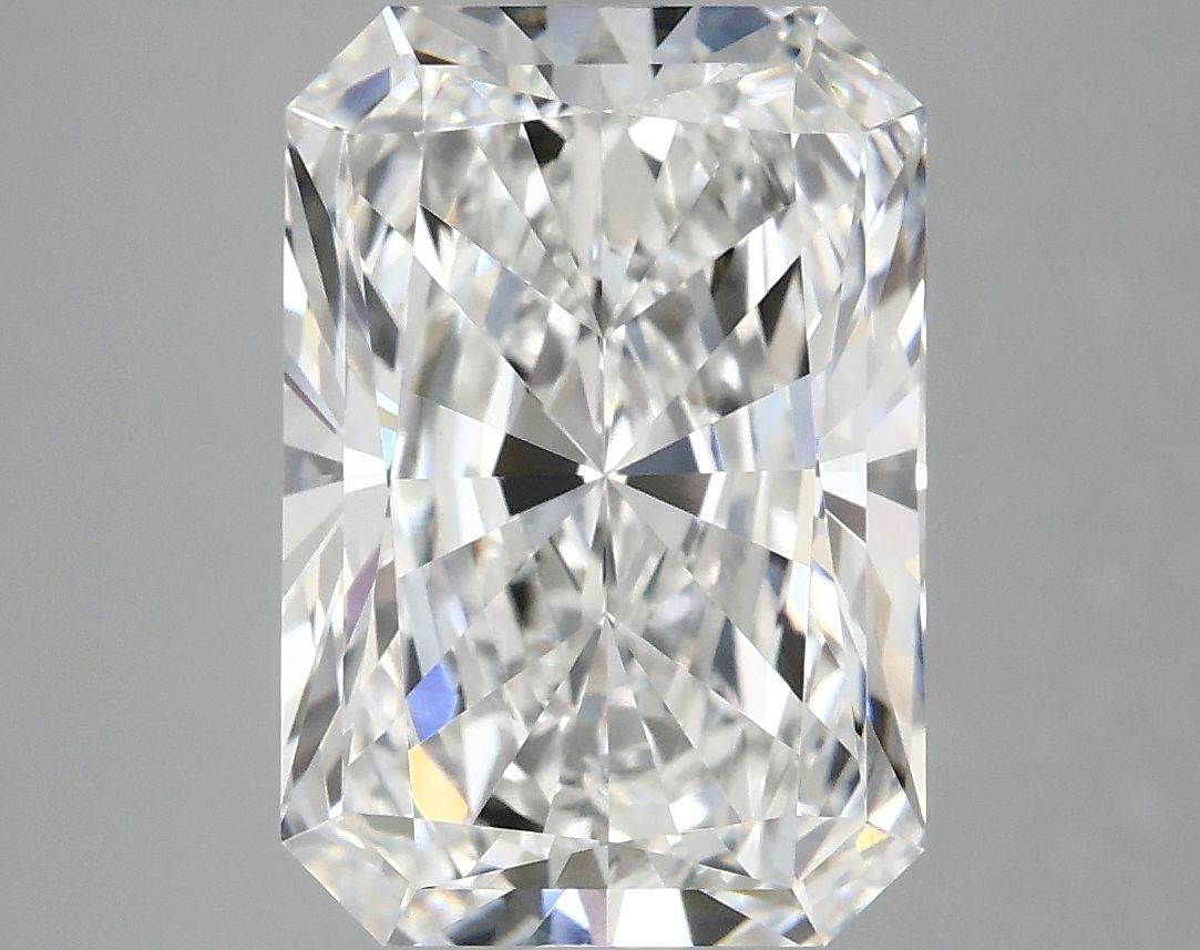5.00 ct. radiant Lab Grown Diamond front image