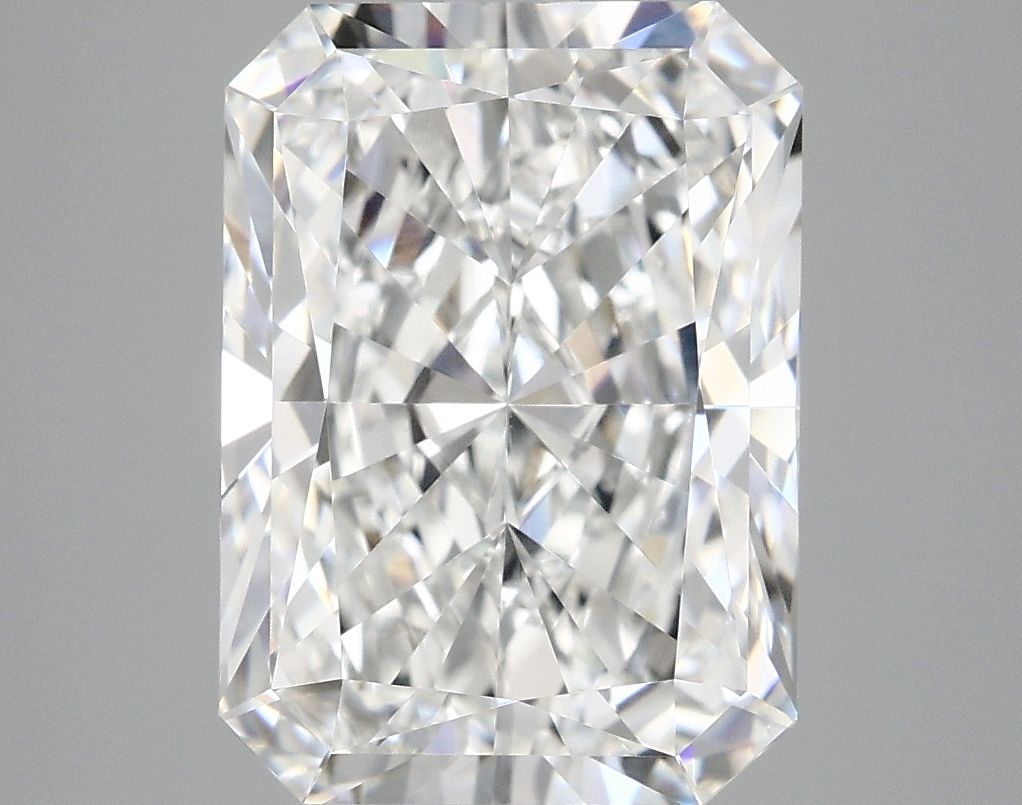 4.05 ct. radiant Lab Grown Diamond front image