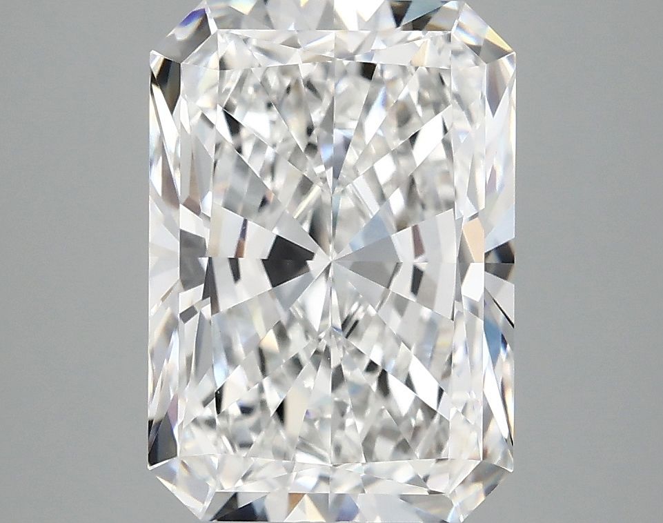 4.03 ct. radiant Lab Grown Diamond front image
