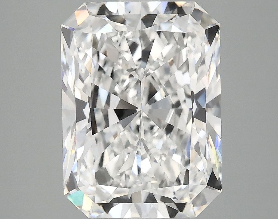 3.88 ct. radiant Lab Grown Diamond front image