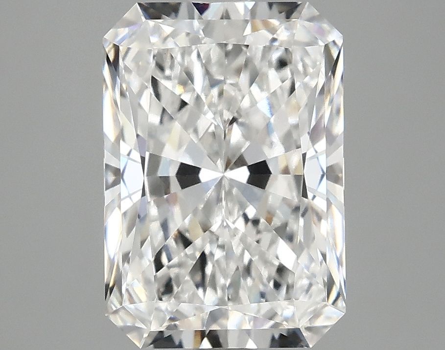 3.08 ct. radiant Lab Grown Diamond front image